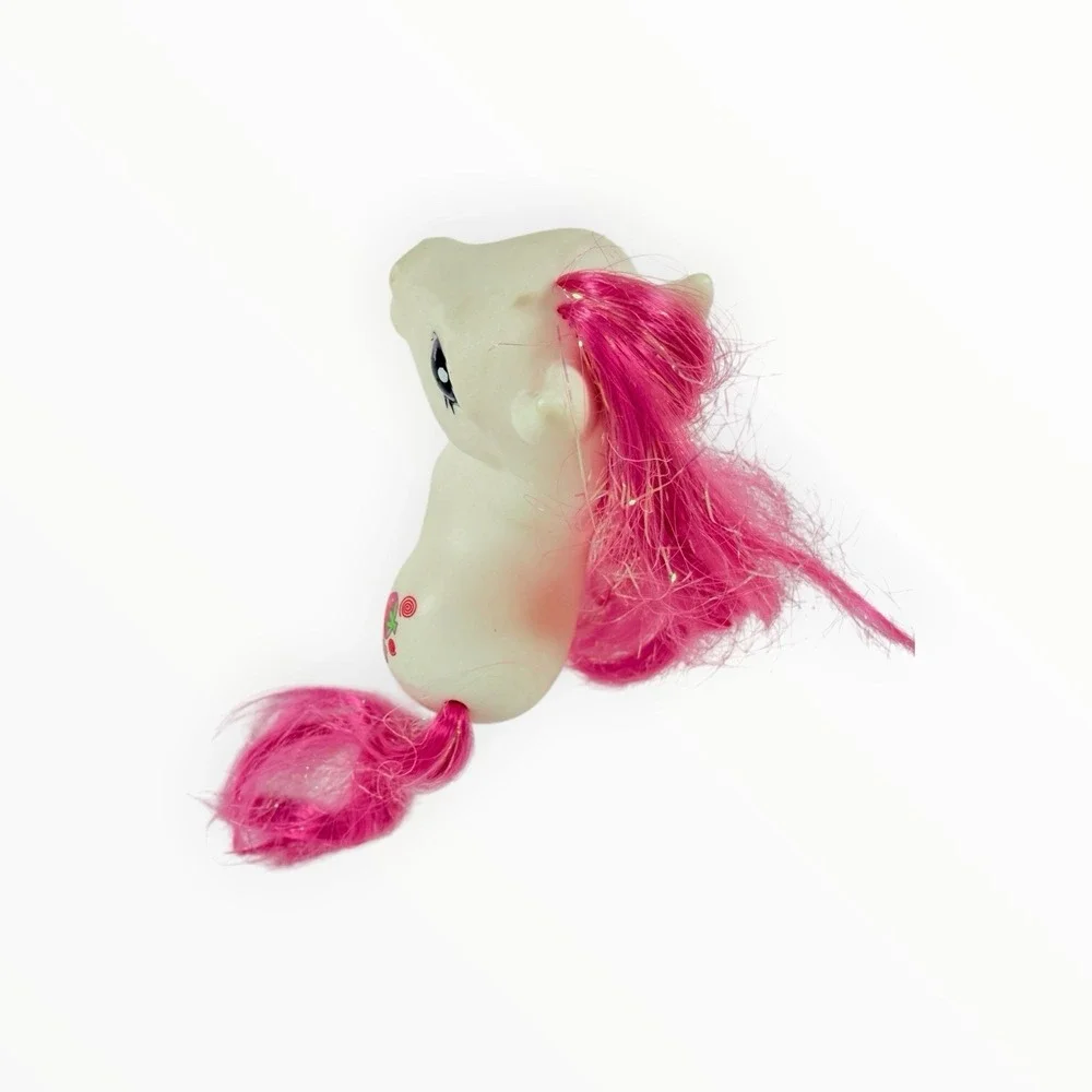 G3 Hasbro My Little Pony STRAWBERRY SWIRL white‎ with strawberries